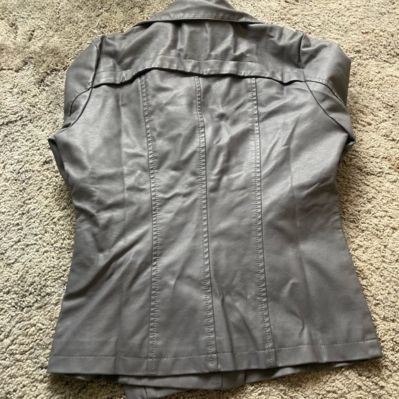 Womens medium dark gray leather jacket - Picture 2 of 2